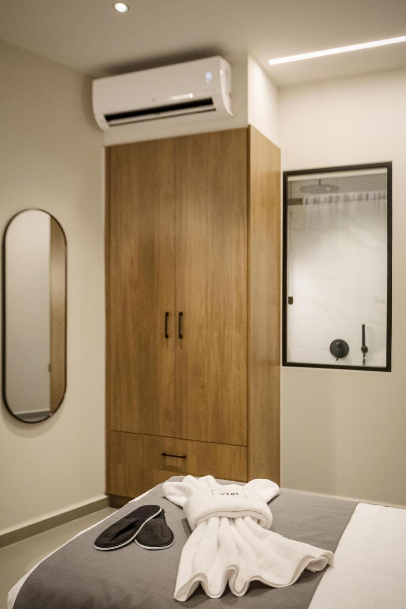 Iria Sea View Room คอลิมวาริออน ภายนอก รูปภาพ